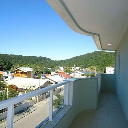 בומבינאס Res. Antonio Pinheiro. Apartamento Com 2 Dormitorios. מראה חיצוני תמונה