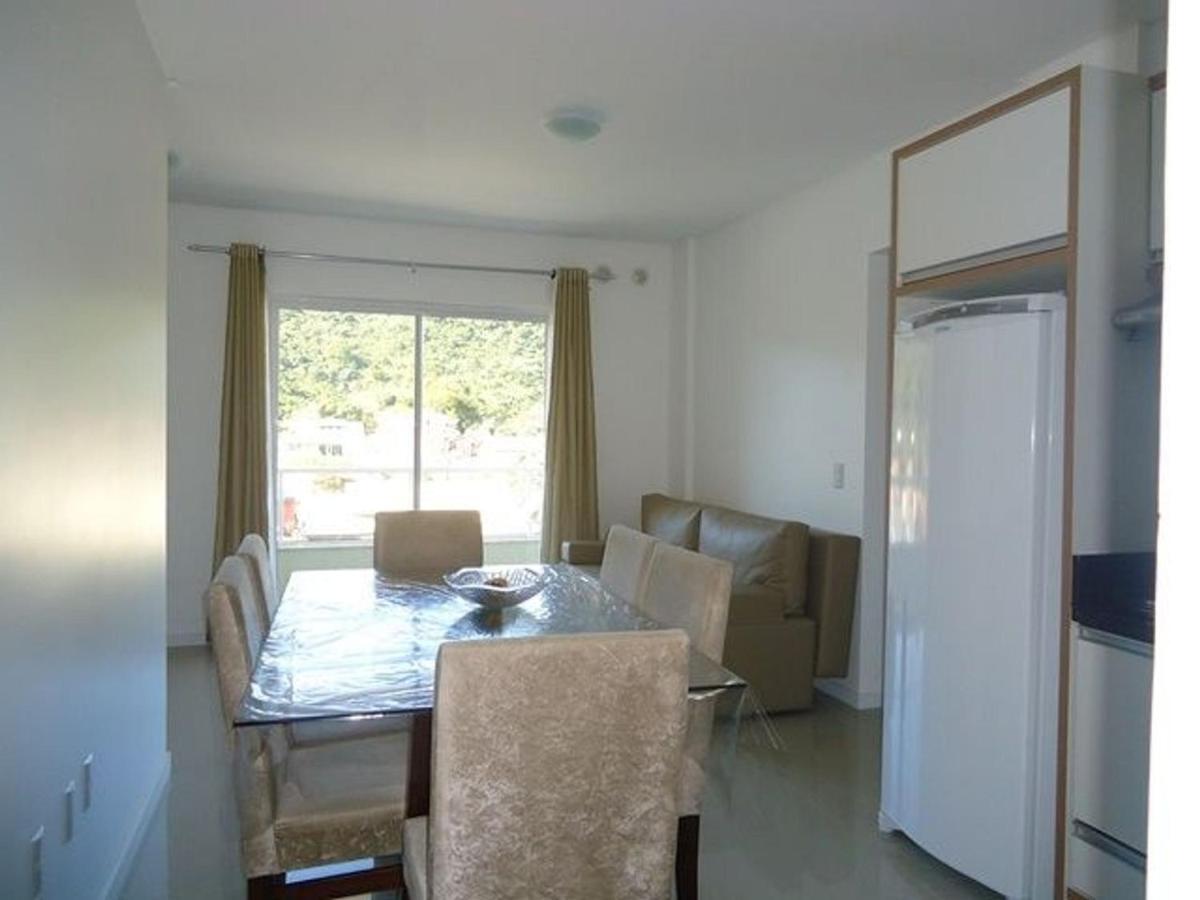בומבינאס Res. Antonio Pinheiro. Apartamento Com 2 Dormitorios. מראה חיצוני תמונה