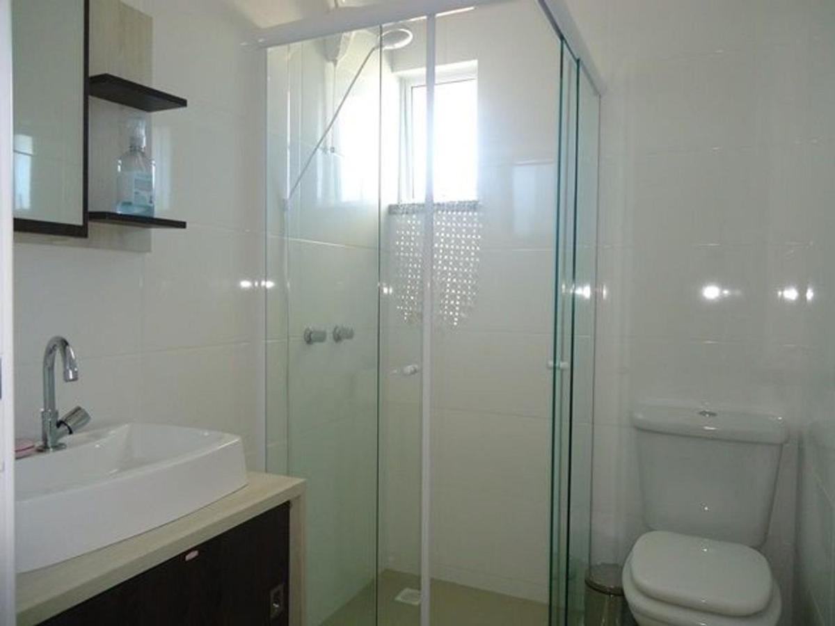 בומבינאס Res. Antonio Pinheiro. Apartamento Com 2 Dormitorios. מראה חיצוני תמונה
